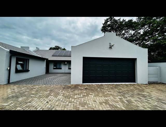 4 BEDROOM HOUSE FOR SALE IN VELD EN VLEI